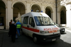 donazione-ambulanza-zerouno_13887378046_o