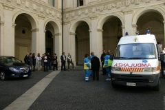 donazione-ambulanza-zerouno_13910546483_o