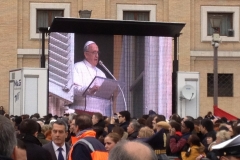 papa-francesco---piazza-san-pietro-marzo-2013_13887615532_o