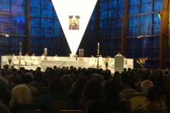 pellegrinaggio-2014-delle-misericordie-al-santuario-della-madonna-del-divino-amore_14378475913_o
